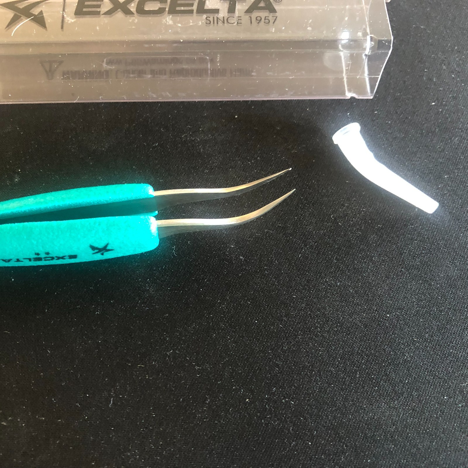 Excelta 7-SA-PI-ET Tweezers Soft Green Handles