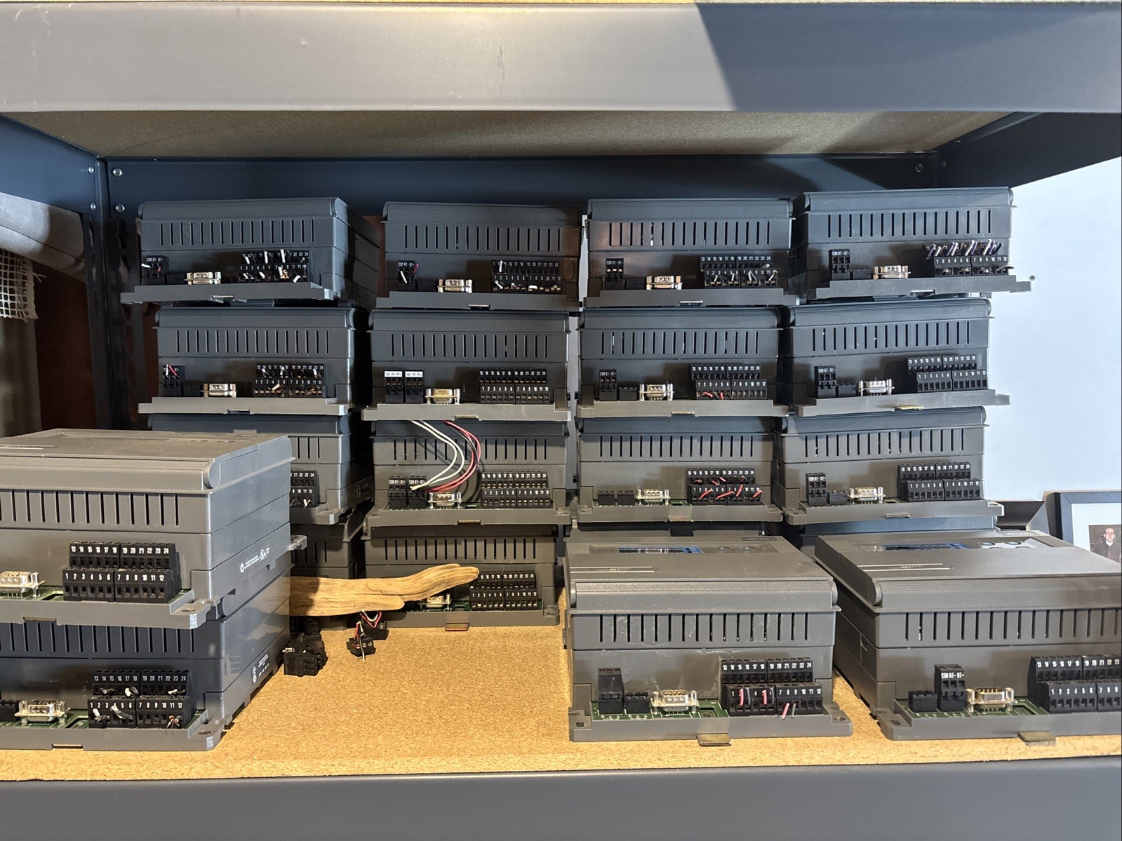 JCI DX-9100-8454 Metasys Controller Johnson Controls with base