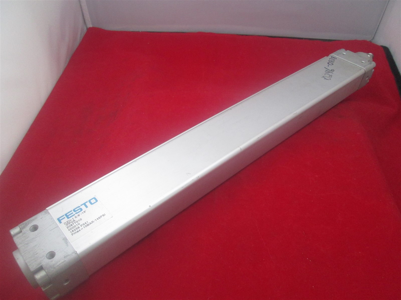 Festo DZH-1 5/8″-16″-PPVA Flat Cylinder