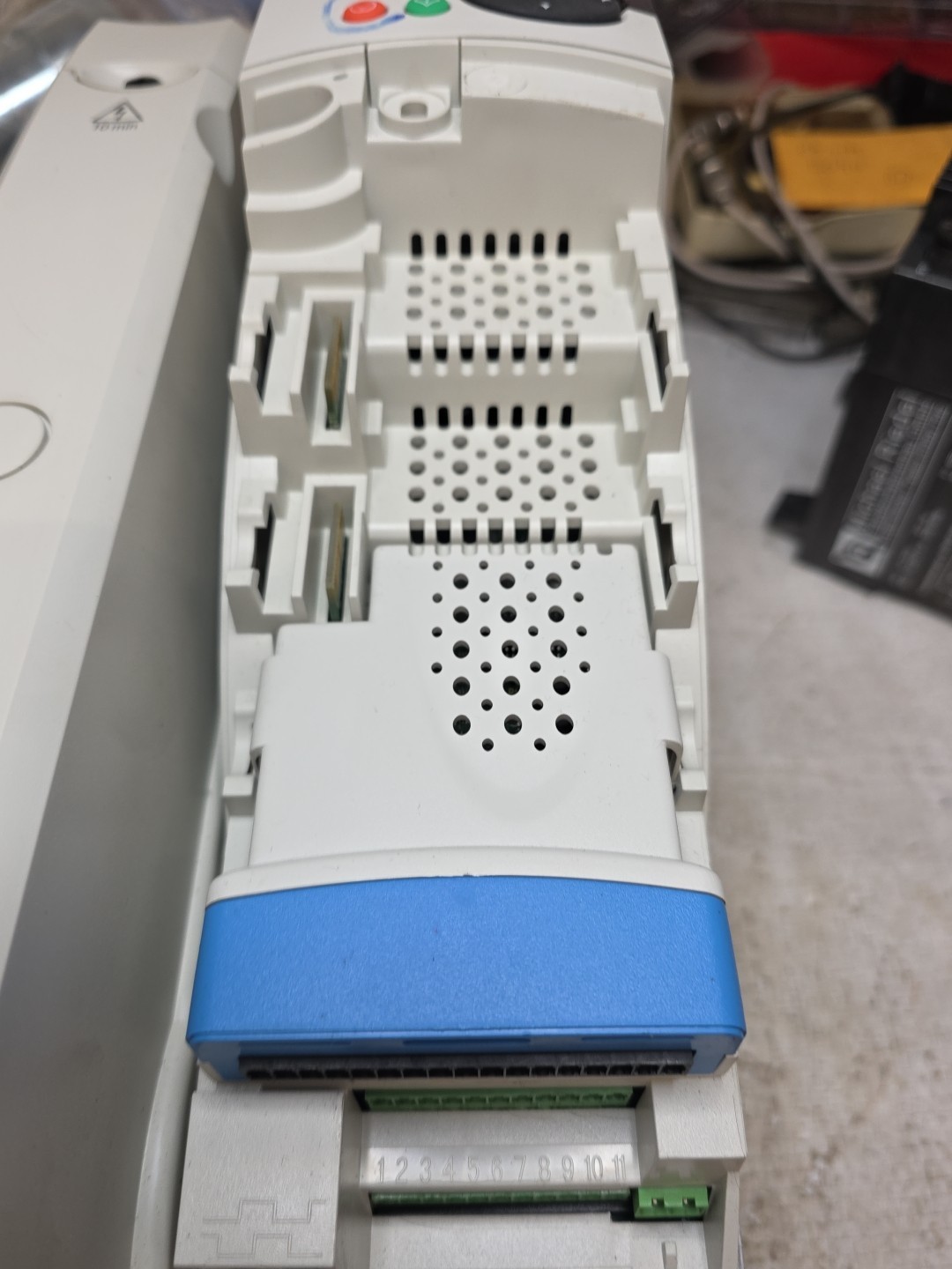 Control Techniques SP2402 Emerson Unidrive 10.0/15.0 hp USED IN EXCELLENT COND