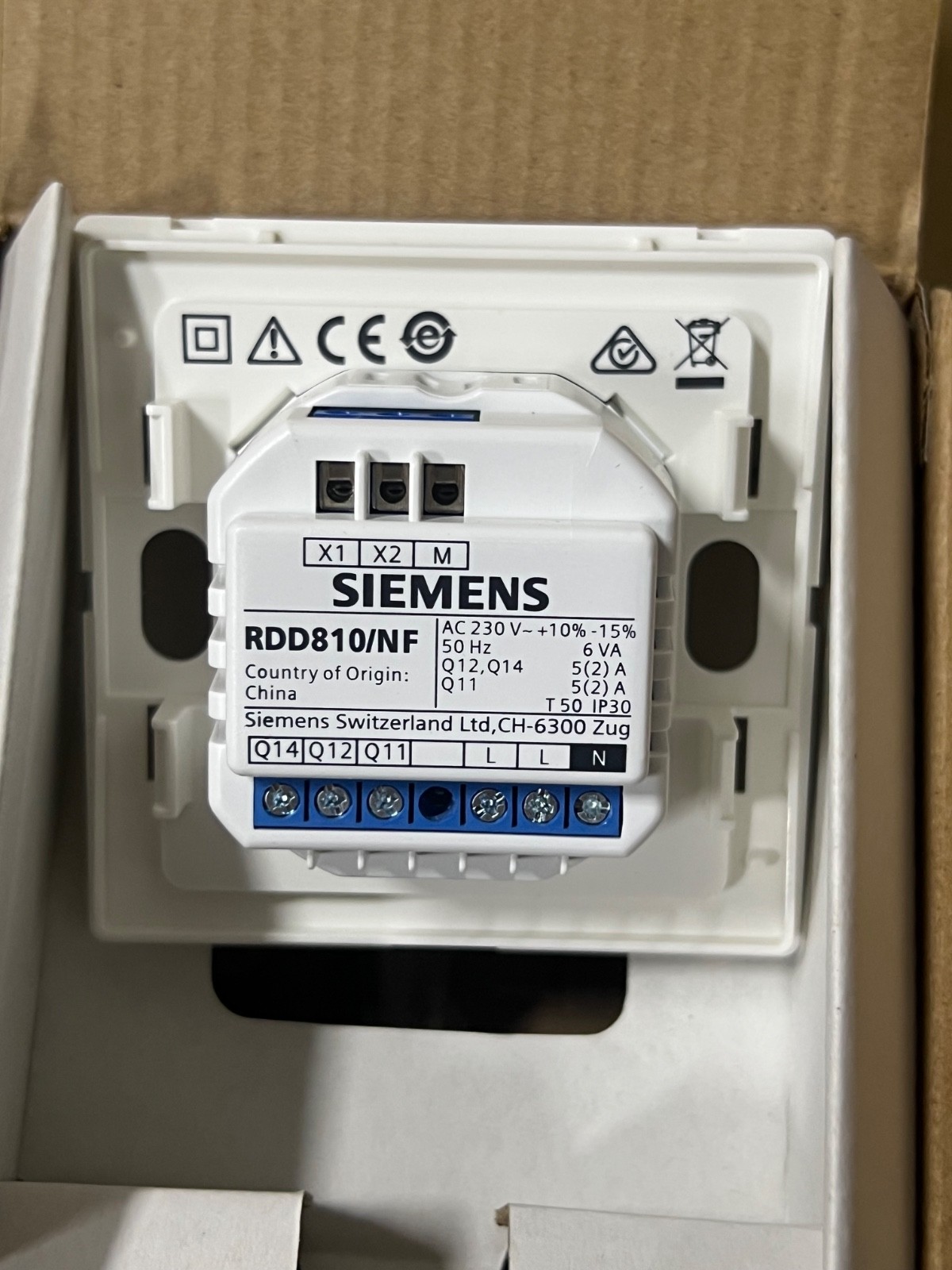 (Lot 2 Pcs) SIEMENS RDD810/NF ROOM THERMOSTAT S55770-T406