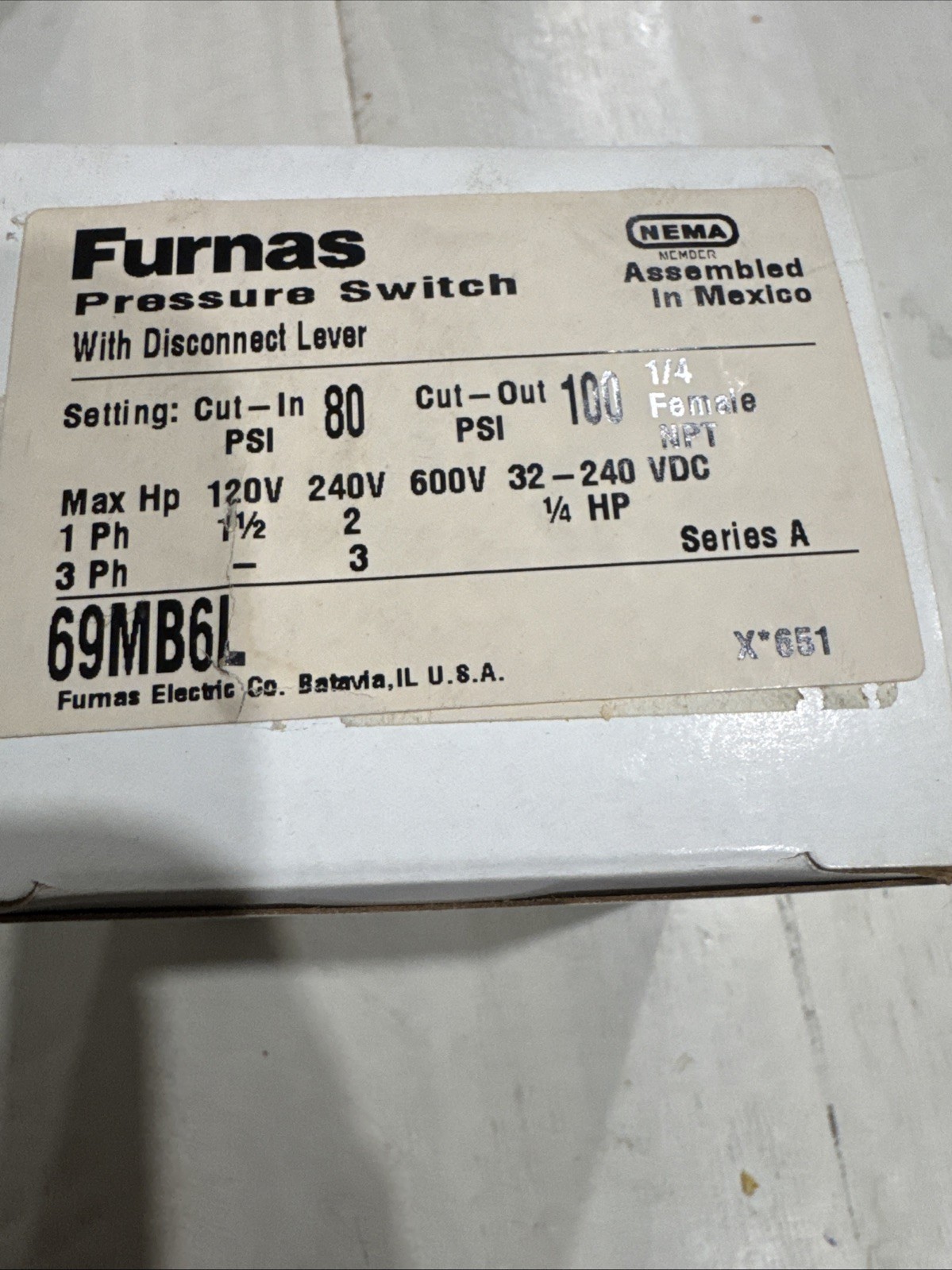 Furnas Pressure Switch 69MB6L Series A New In Box