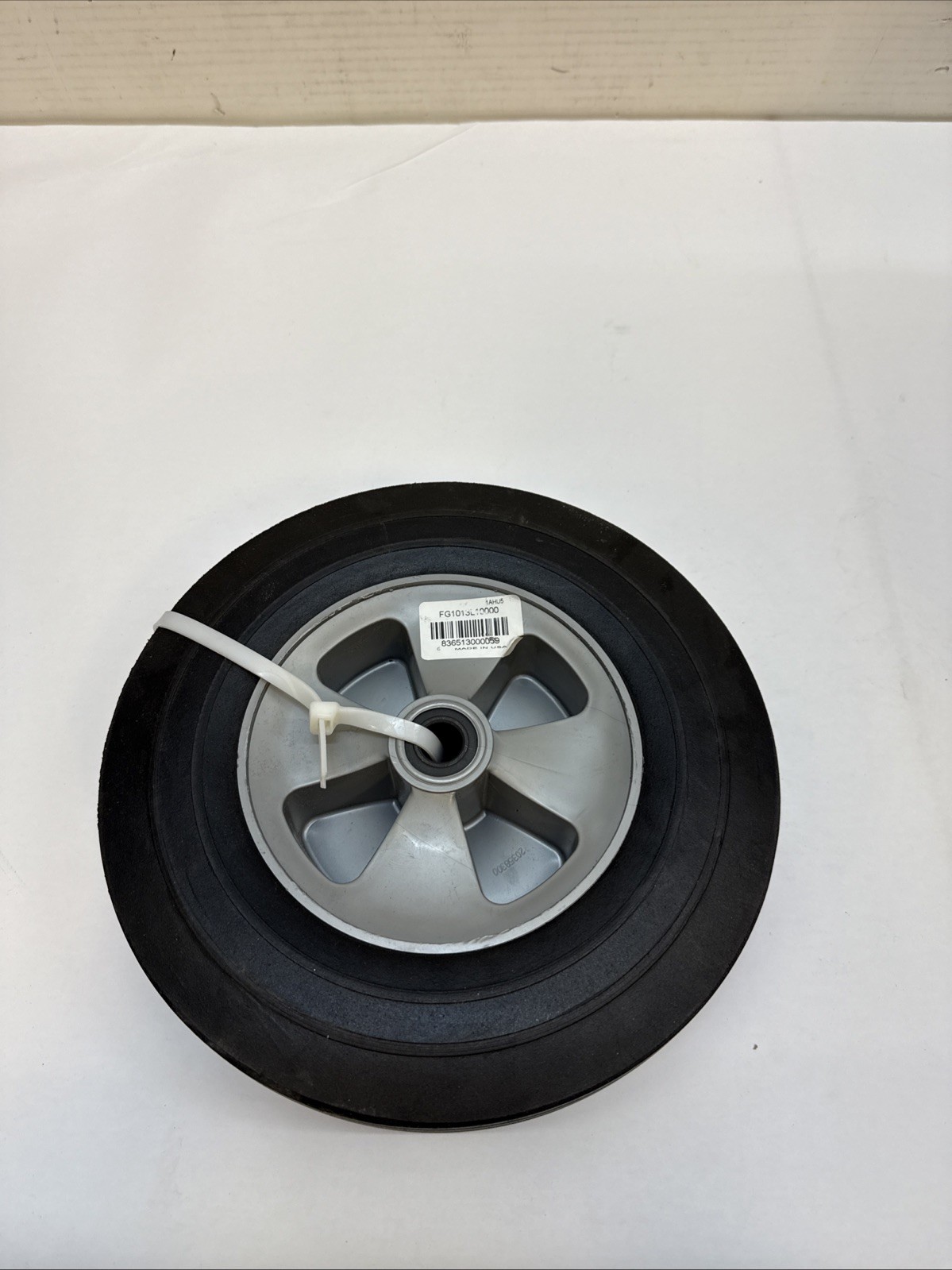 Rubbermaid 1013L1 12 in Tilt Truck Wheel