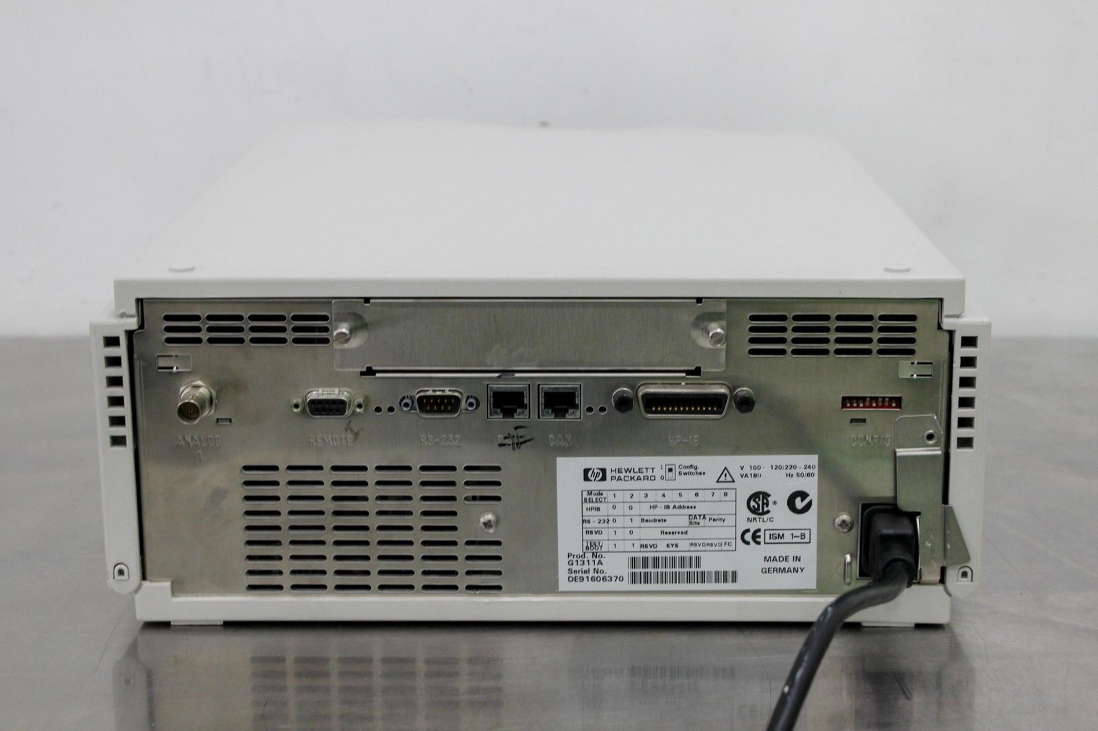 HP 1100 HPLC G1311A QuatPump HPLC with Minor Defects (3320023451)