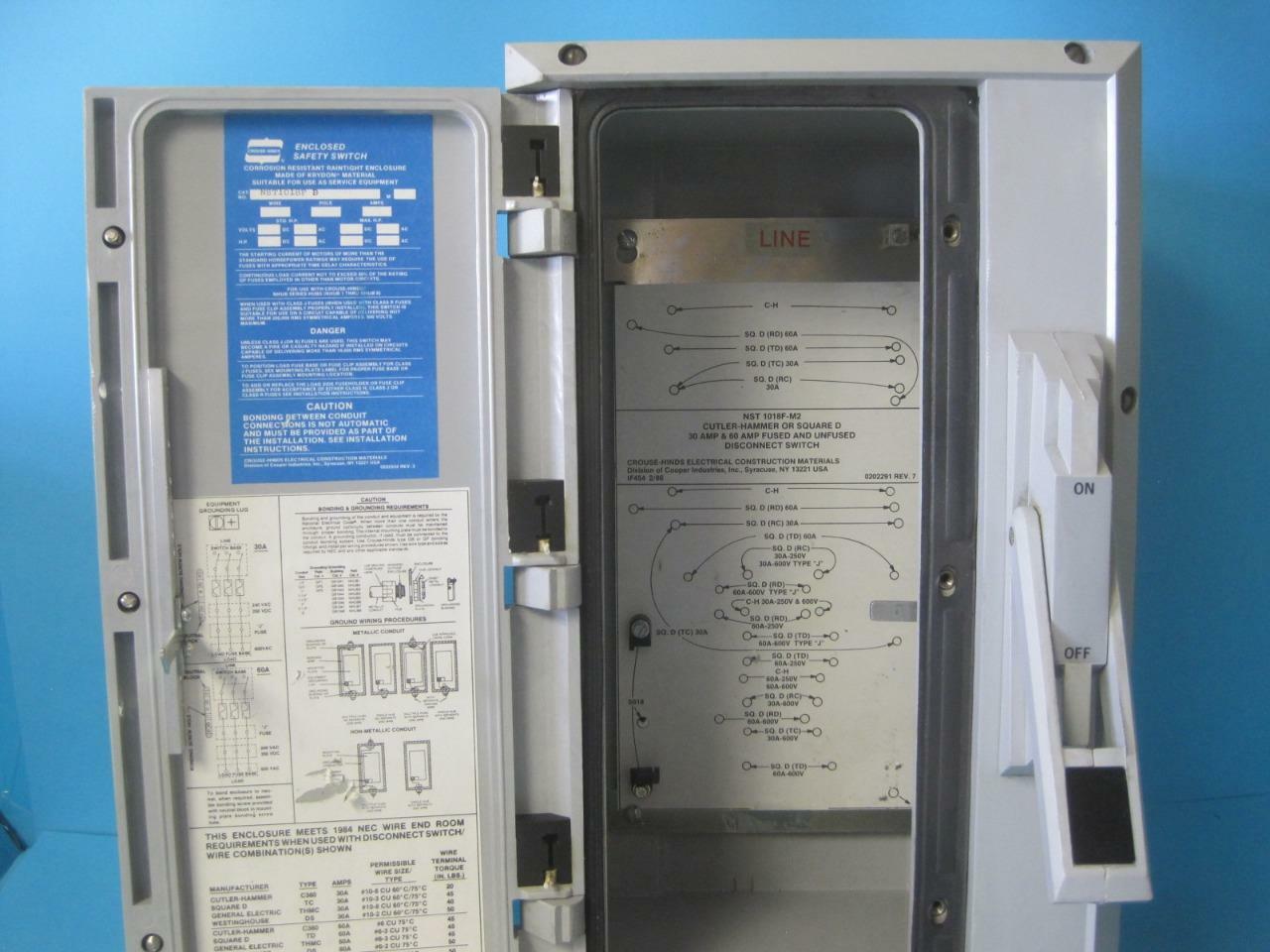 New Crouse Hinds Corrosion Resistant Enclosure Box Disconnect Switch NST1018F D