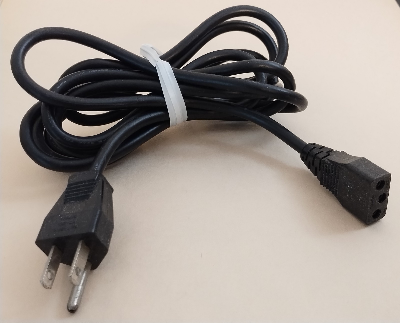 Vintage KAWASAKI KS-5E 3-wire AC Power Cord – 8′ length, 50x25mm Connector