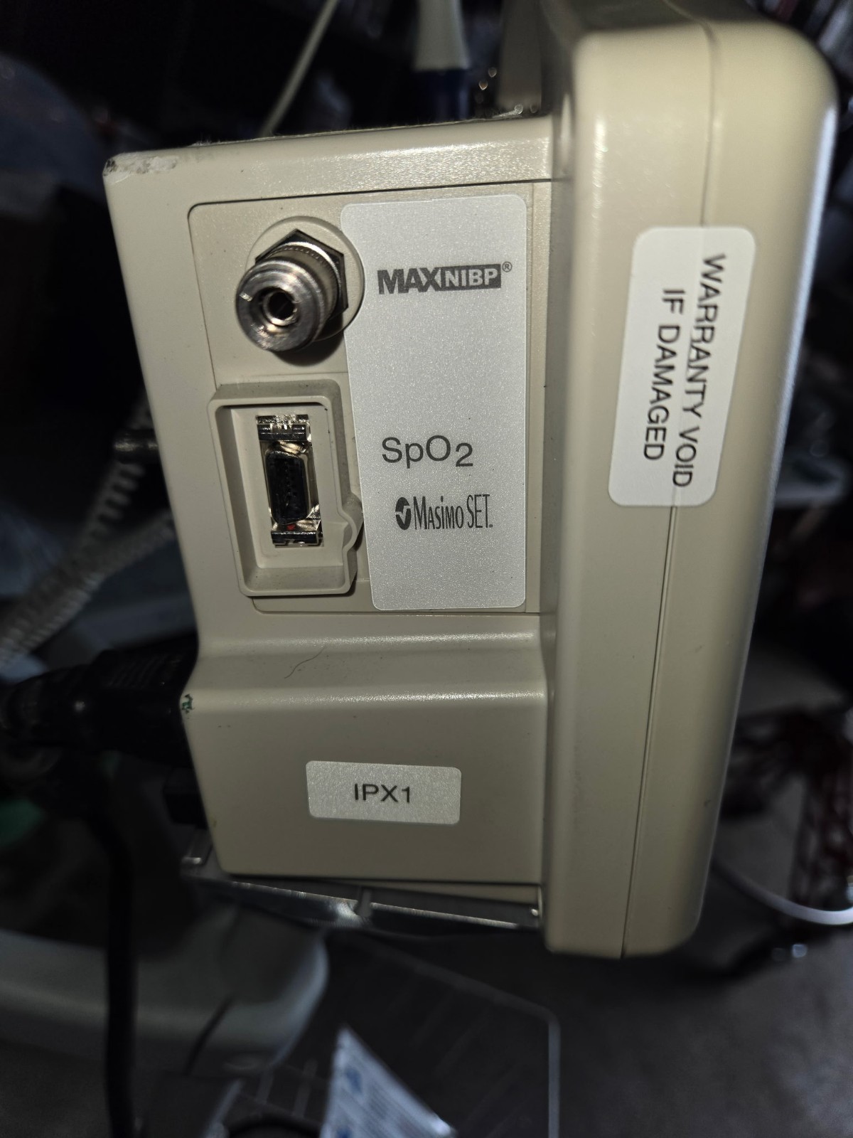 Casmed 740 Digital Blood Pressure Monitor/Pulse Ox/Temperature Cart Mounted