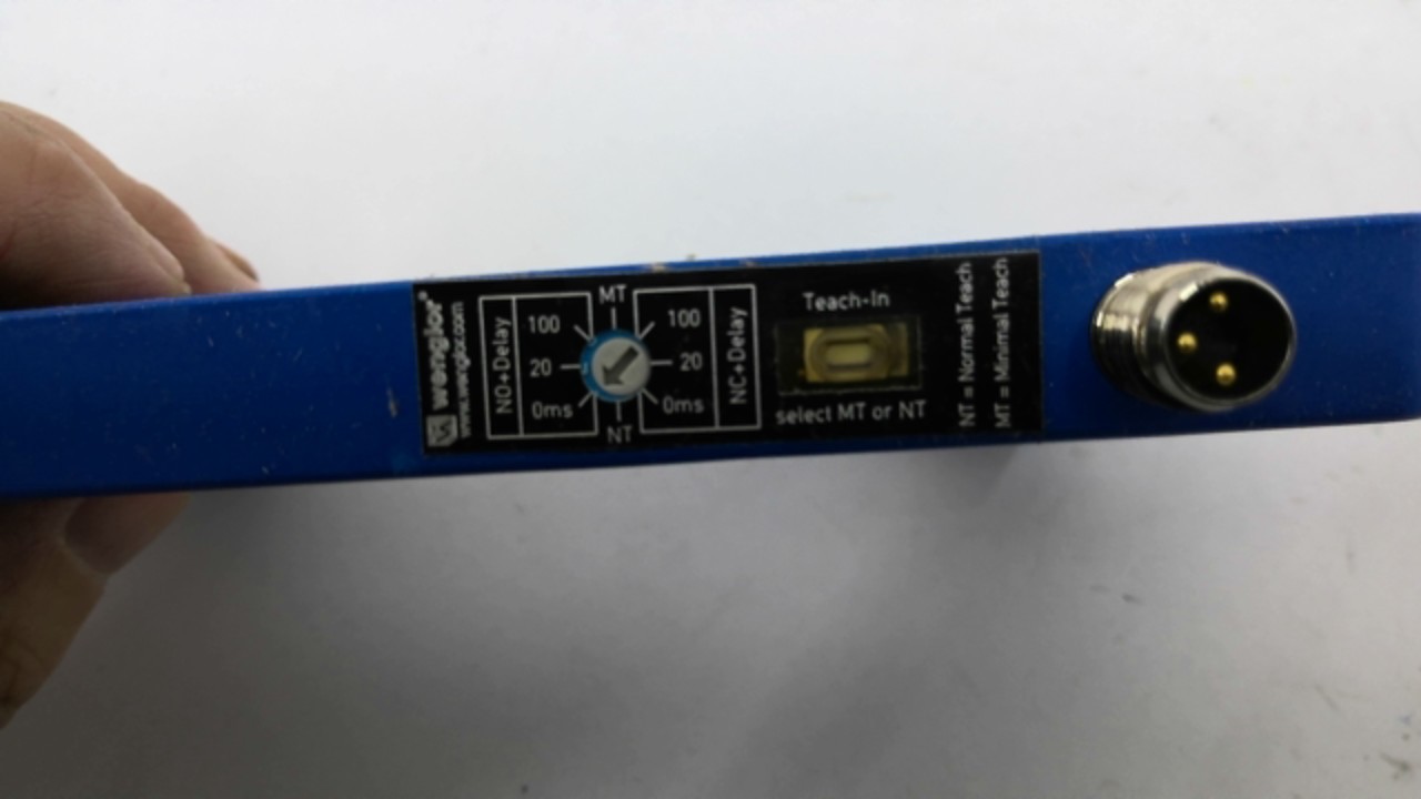 Wenglor YH08PCT8 Laser Fork Sensor 10-30VDC 80MM 20mA
