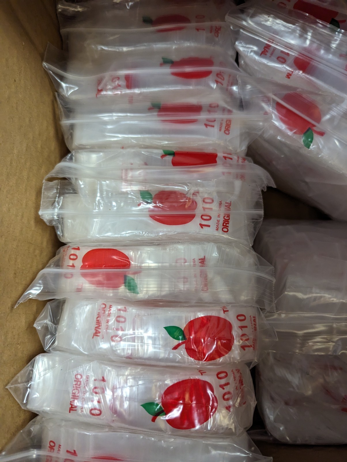 CLEAR Apple Bags Liquidation 1000 bags, 10,000 bags, 50k bags (CHOOSE SIZE)