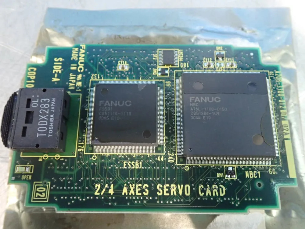 FANUC A20B-3300-0120 PCB AXIS BOARD 12250270364