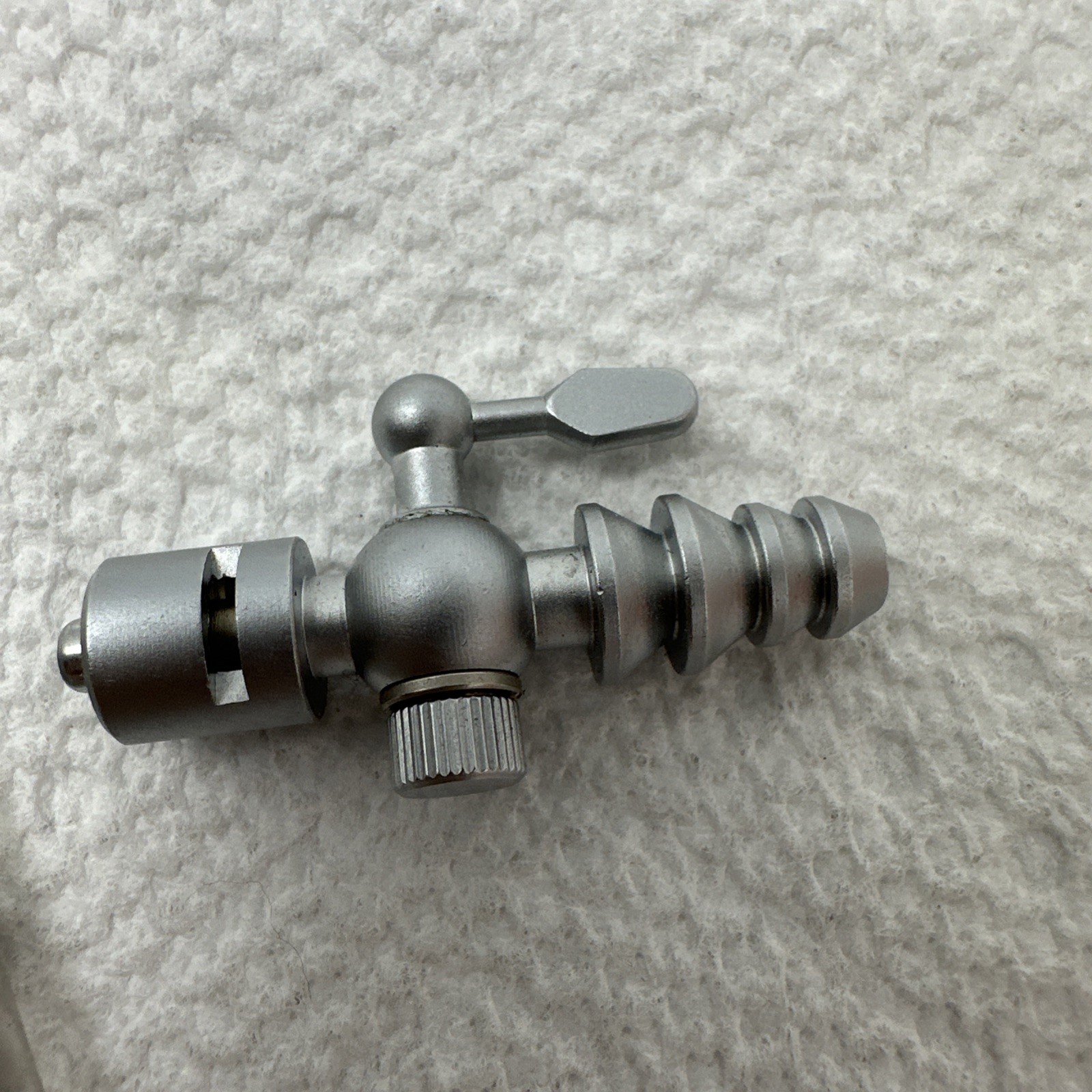Lot of 3 – Olympus Winter & IBE GMBH Universal Stopcock, Luer Lock – 00102