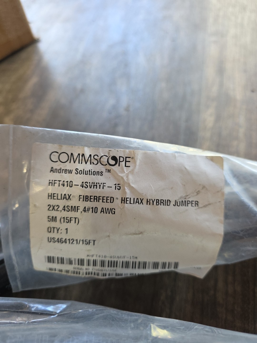 Commscope HFT410-4SVHYF-15 HELIAX HYBRID JUMPER 2X2, 4SMF, 4#10 AWG 5M 15 FT