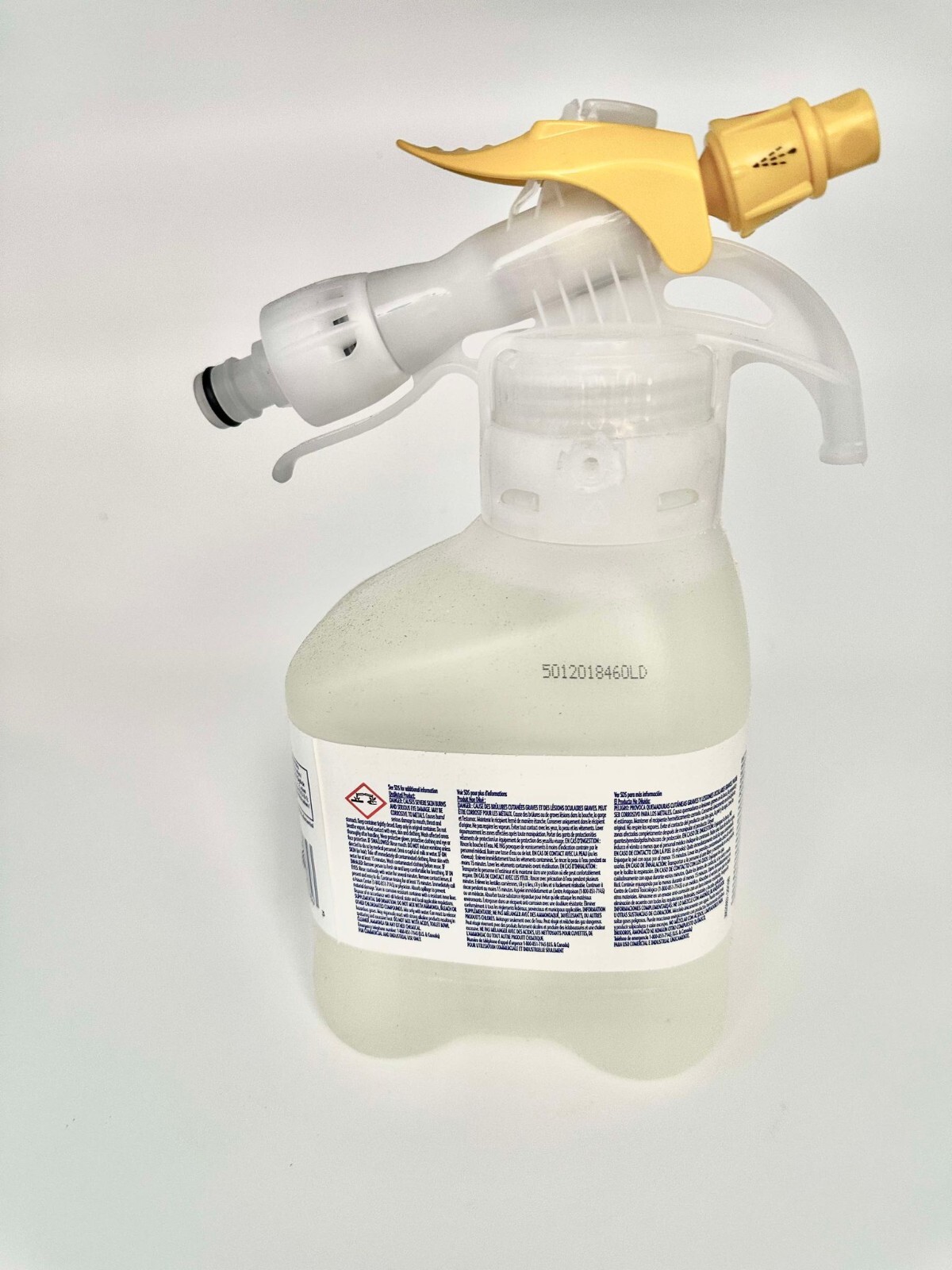 DIVERSEY Degreaser: Suma, D3.4, Fits RTD Spray Dispenser Series, 1.5 L, Chlorine