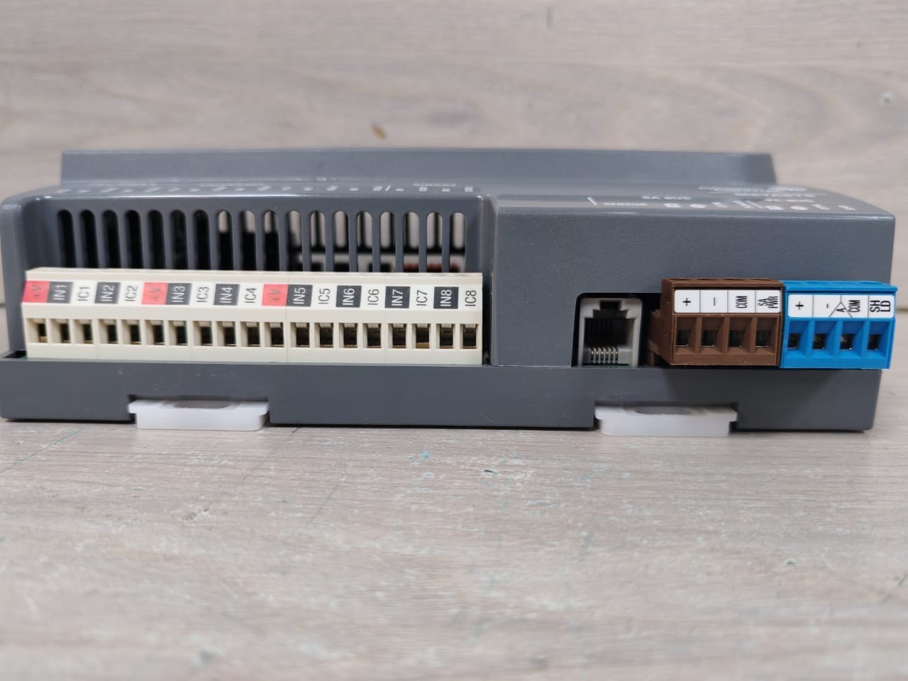 JOHNSON CONTROLS MS-FEC2611-0 FIELD EQUIPMENT CONTROLLER 17 POINT