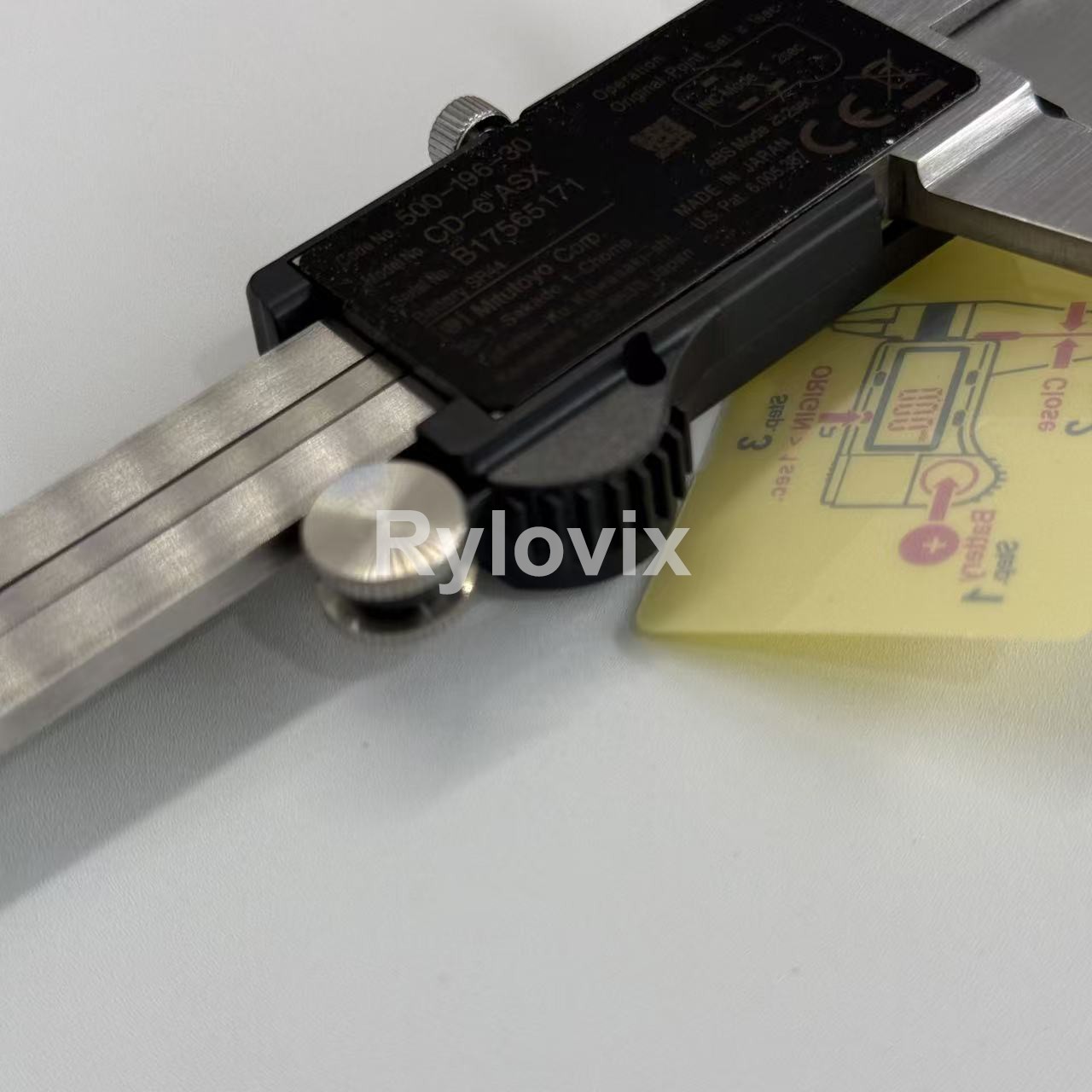 Mitutoyo Japan 500-196-30 0-150mm/6″ Absolute Digital Digimatic Vernier Caliper