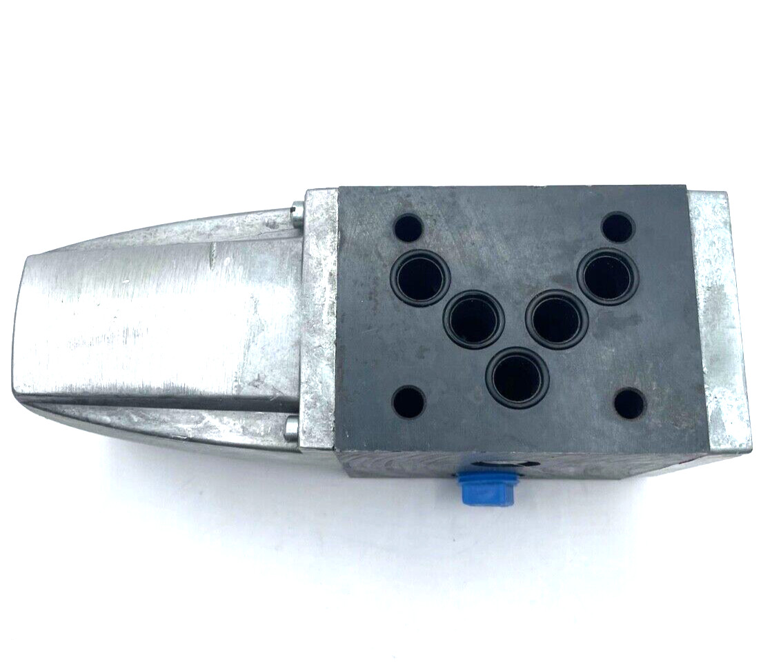 Eaton Vickers DG4S2-012A-50 297240 Directional Control Valve 115V .61A NSNP