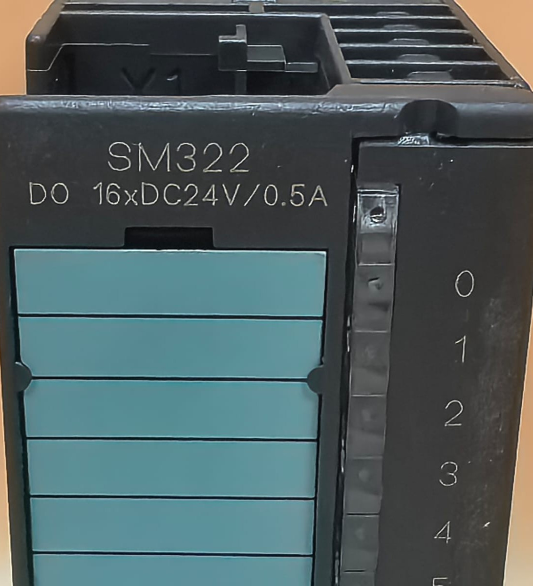 LOT 2 PCS SIEMENS 6ES7 322-1BH01-0AA0 SIMATIC S7 DIGITAL OUTPUT SM322