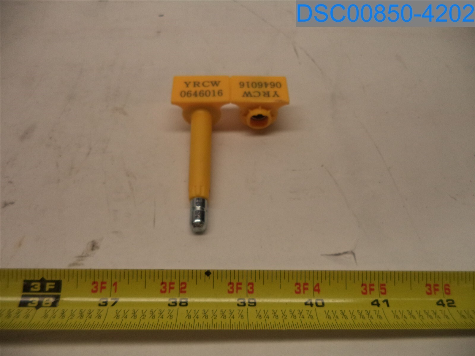 Qty=200 (1 Box of 200): High Security Bolt Seal, Yellow, YRCW, 0646016
