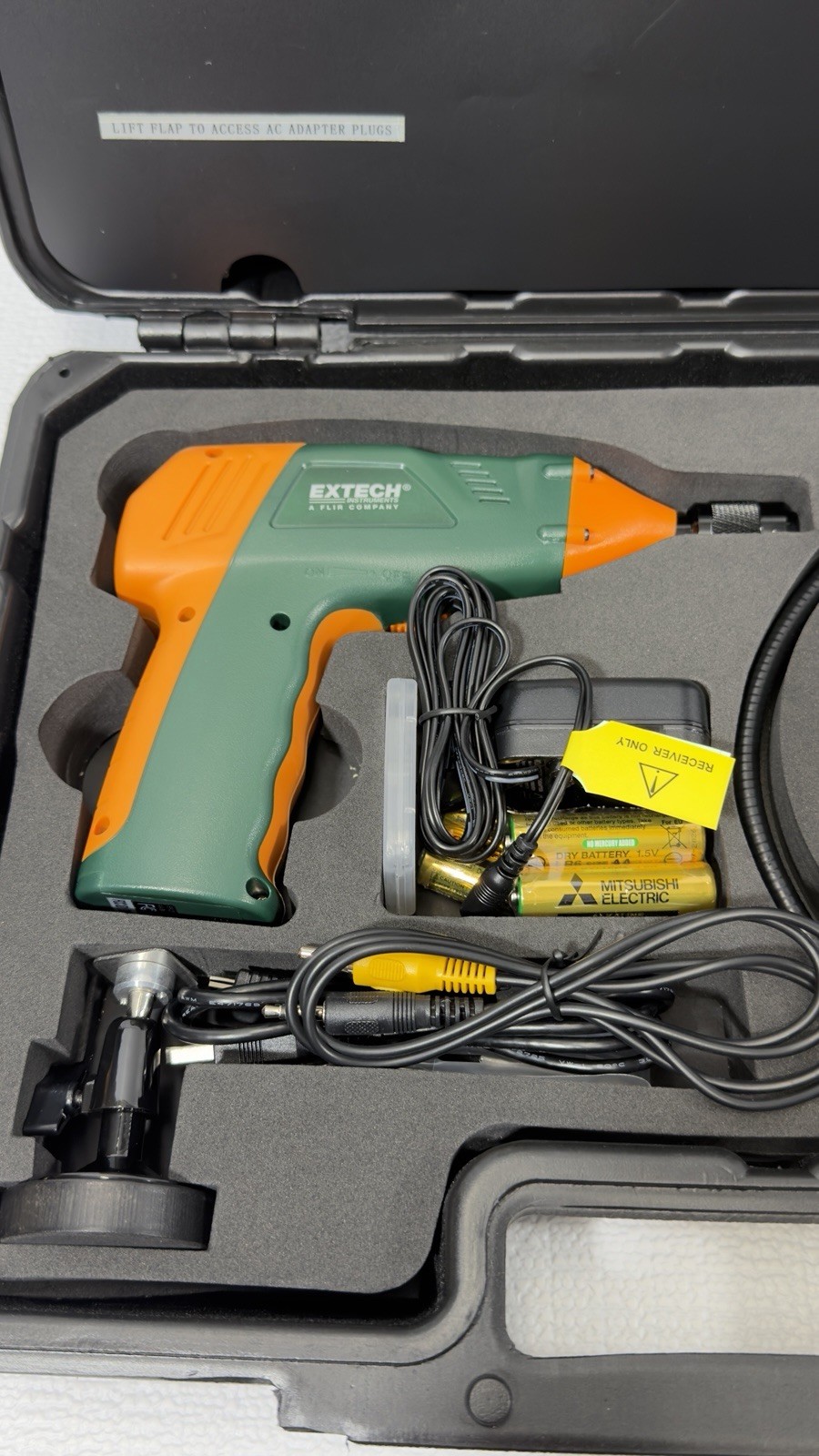 Extech BR250 – Video Borescope / Wireless Inspection Camera With 3 Foot Cable