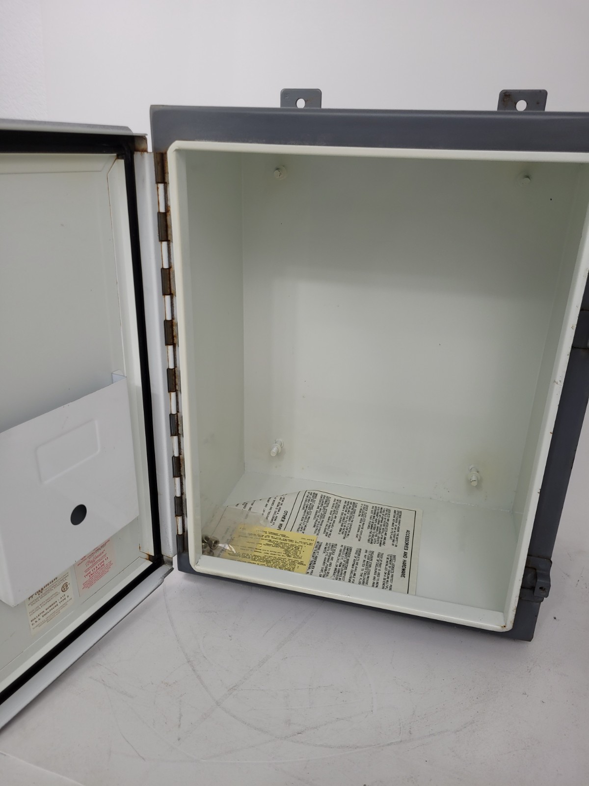 NEMA Type 12 & Type 13 Enclosure Hoffman Enclosure 20″x16″x10″ – Next Day Option