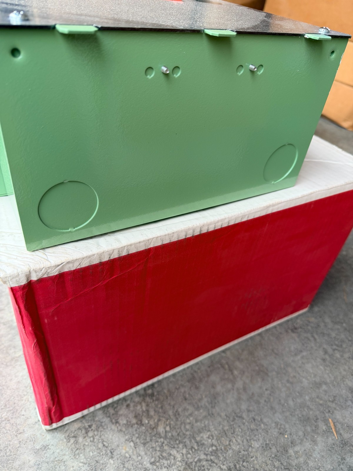 Brand New Legrand Wiremold EFB10S-OG 10 Gang Floor Box