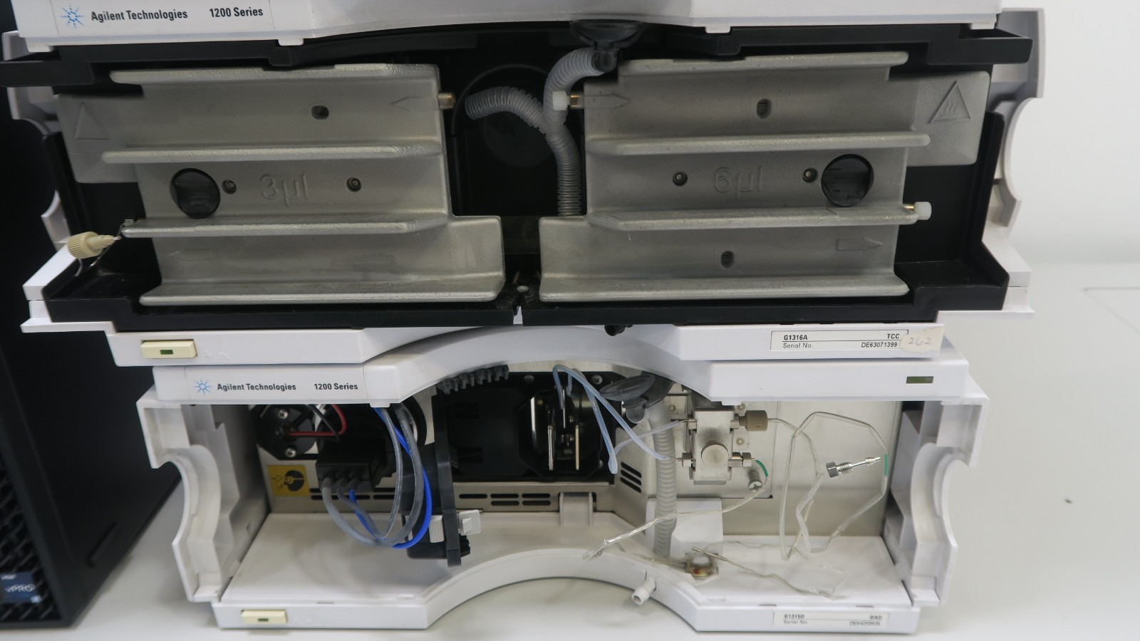 Agilent 1200 HPLC System with G1311A Quaternary Pump and G1315D DAD