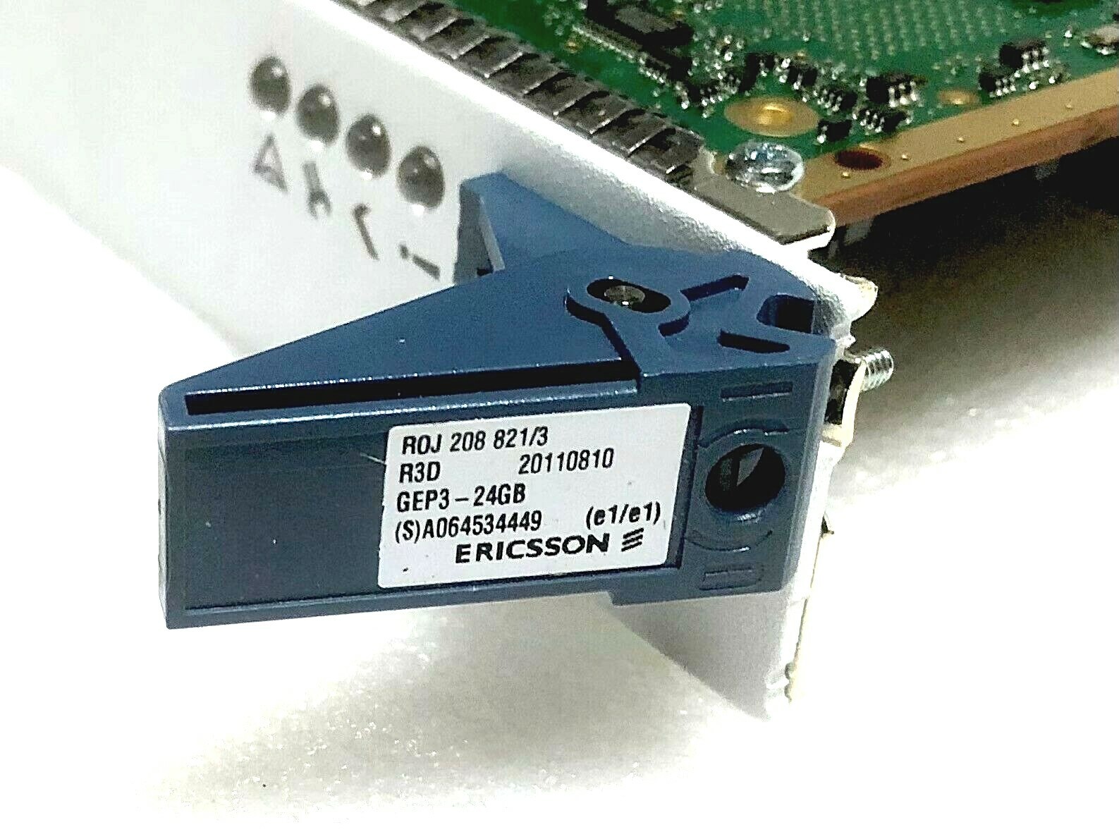 ROJ208821/3 R3D ERICSSON GEP3-24GB NEW!