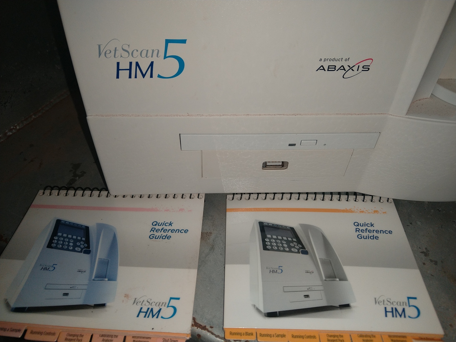 Zoetis Abaxis Vetscan HM5 Abaxis Vetscan HM5 Hematology Analyzer