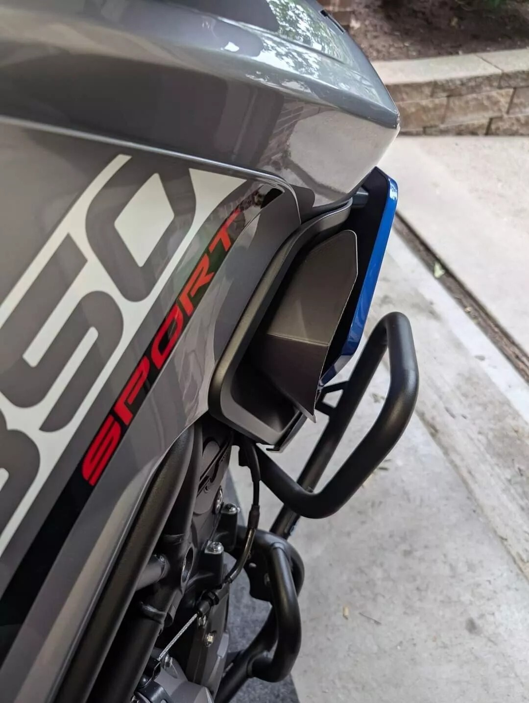 V2.0 Stripe Series Clip On Triumph Tiger 850/900 Air Deflectors – UK