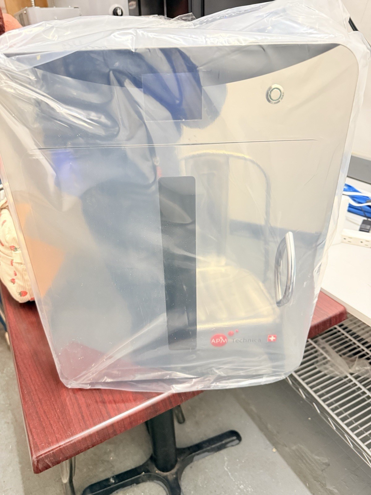 NEW – APM Technica UV-Cube 365 mm – 365 nm – Swiss Made – Industrial UV Source