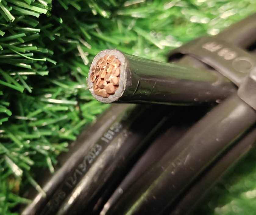 20 ft. 1/0 AWG Black Stranded Copper wire THHN THWN-2 new SIMpull Southwire line