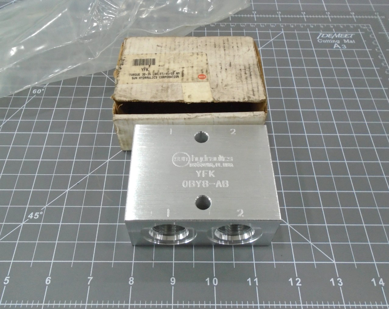 NEW Sun Hydraulics YFK Hydraulic Manifold YFK 0BYB-AB