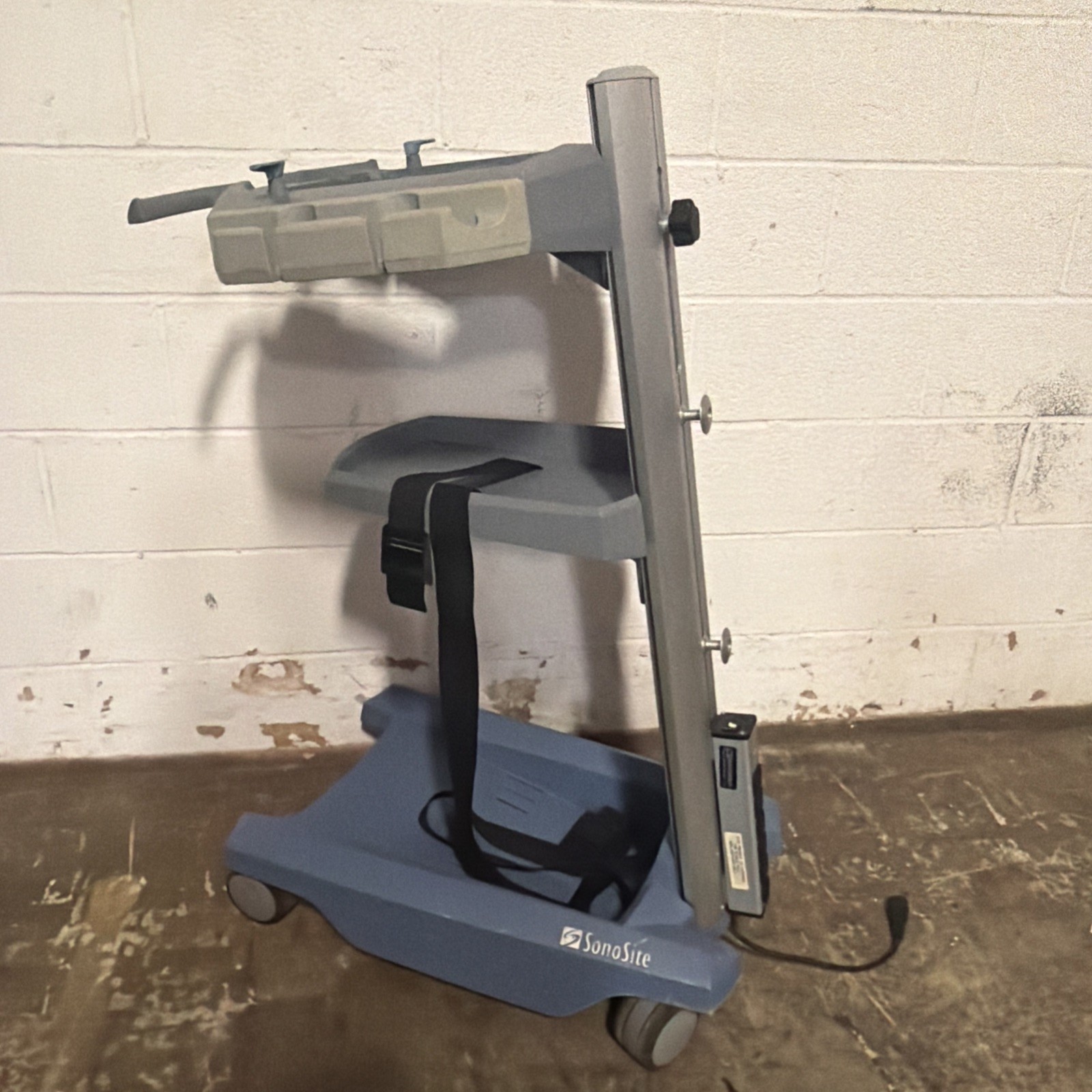 SonoSite Mobile Docking System Lite Cart REF P04224-14 No Dock Parts