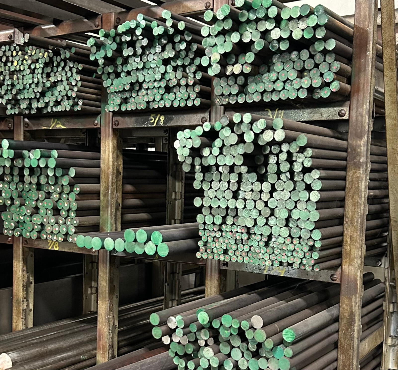1-5/8″ Diameter X 12″ 4140 Hot Rolled Heat Treated Pre Hard Alloy Steel Bar