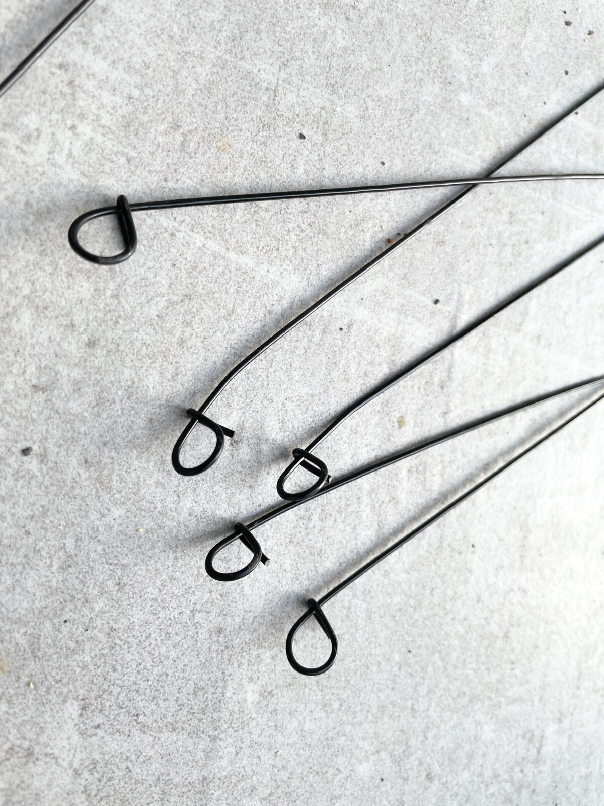 Sandbaggy Double Loop Rebar Wire Bar Ties – 12″ or 18 Inch Length – 16 Gauge