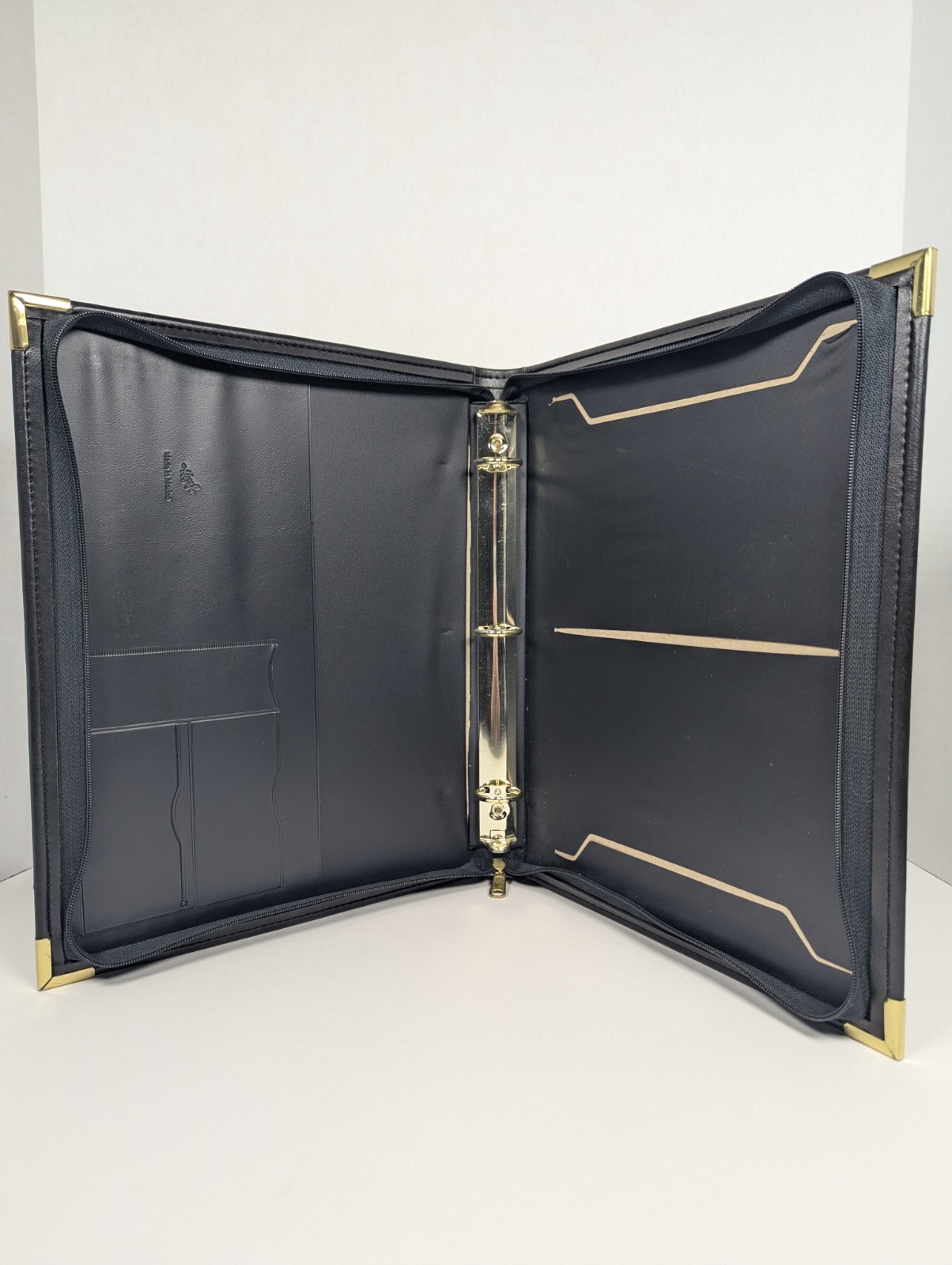 VTG Hazel Leather 3 Ring Zip Portfolio Binder 8”x10.5″x2.5″ Black Made In Mexico