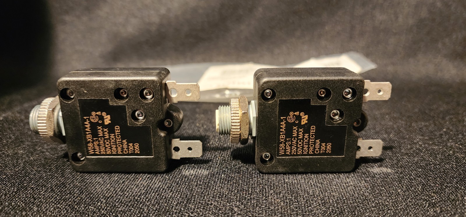 LOT OF 2 – 1 Amp Circuit Breaker, 5925-011-68-34 – OEM – 96021290