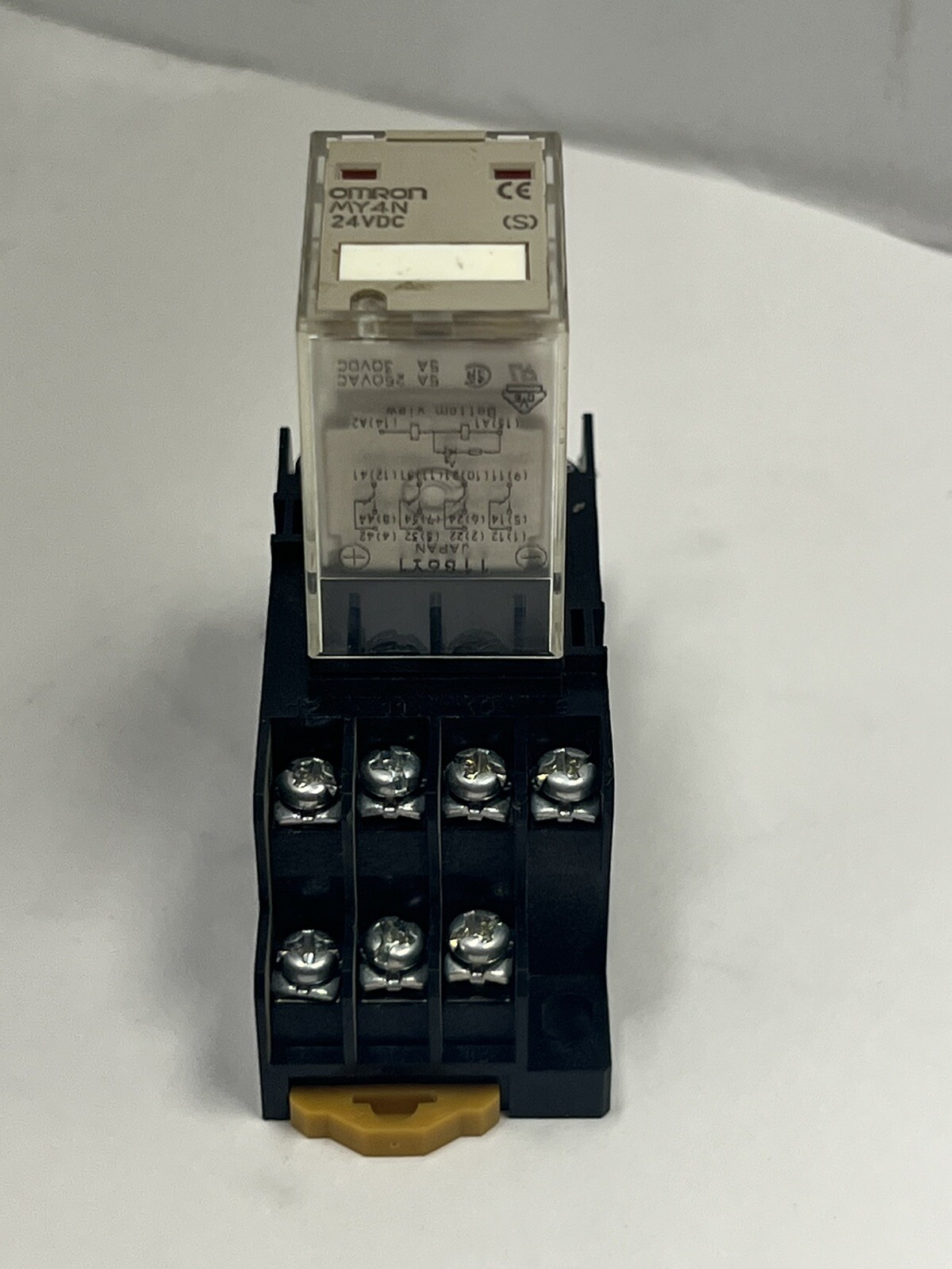 (1) Omron MY4N 24VDC Cube Relay with Socket Base 2046YF