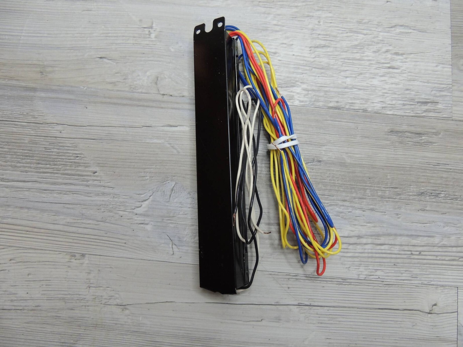 Lighting Racehorse Linear Ballast for T5HO, RHA-UNV-254-LT5 , Black