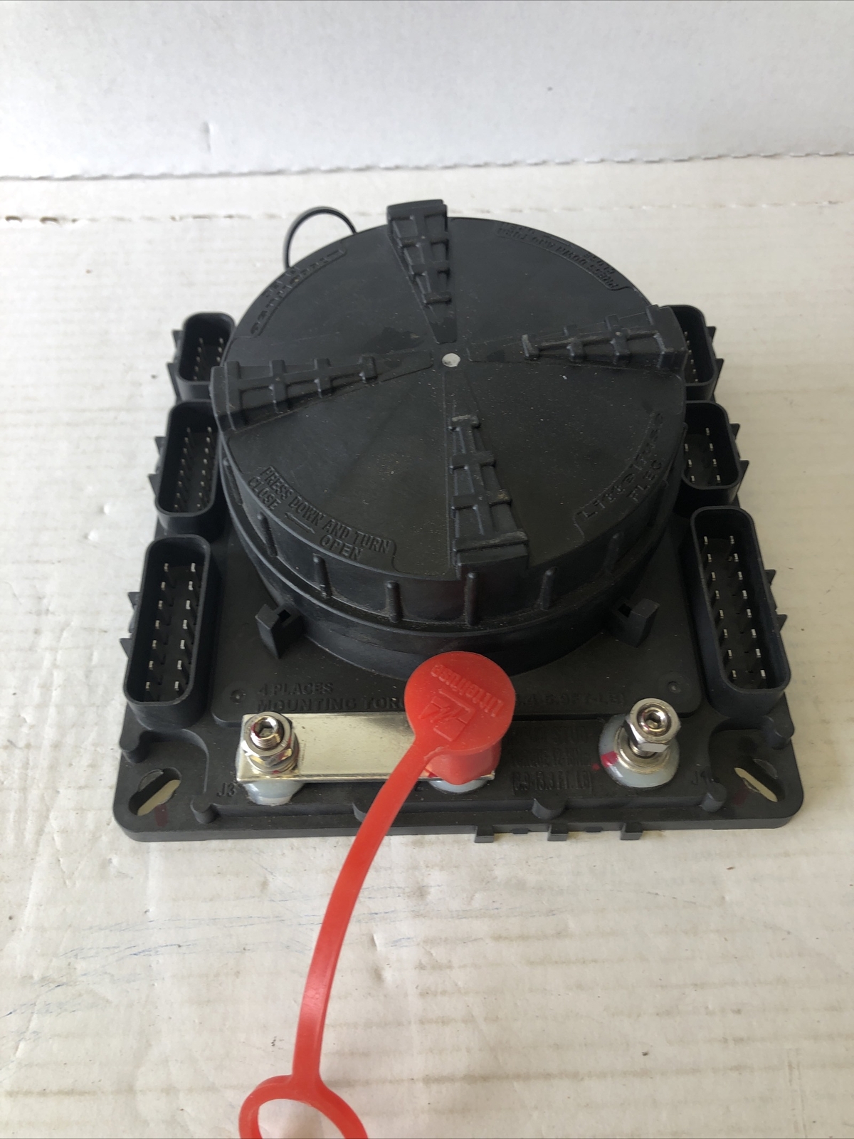 Littelfuse FLEC3000Z-0 Configurable Power Distribution Module Pre Populated 300A