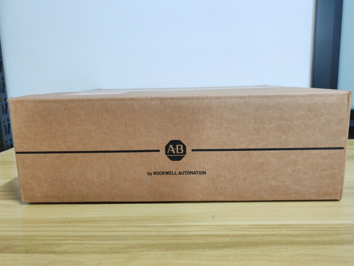 New Allen-Bradley 2711P-T15C22D9P /B PanelView Plus 7 Sealed 2711PT15C22D9P