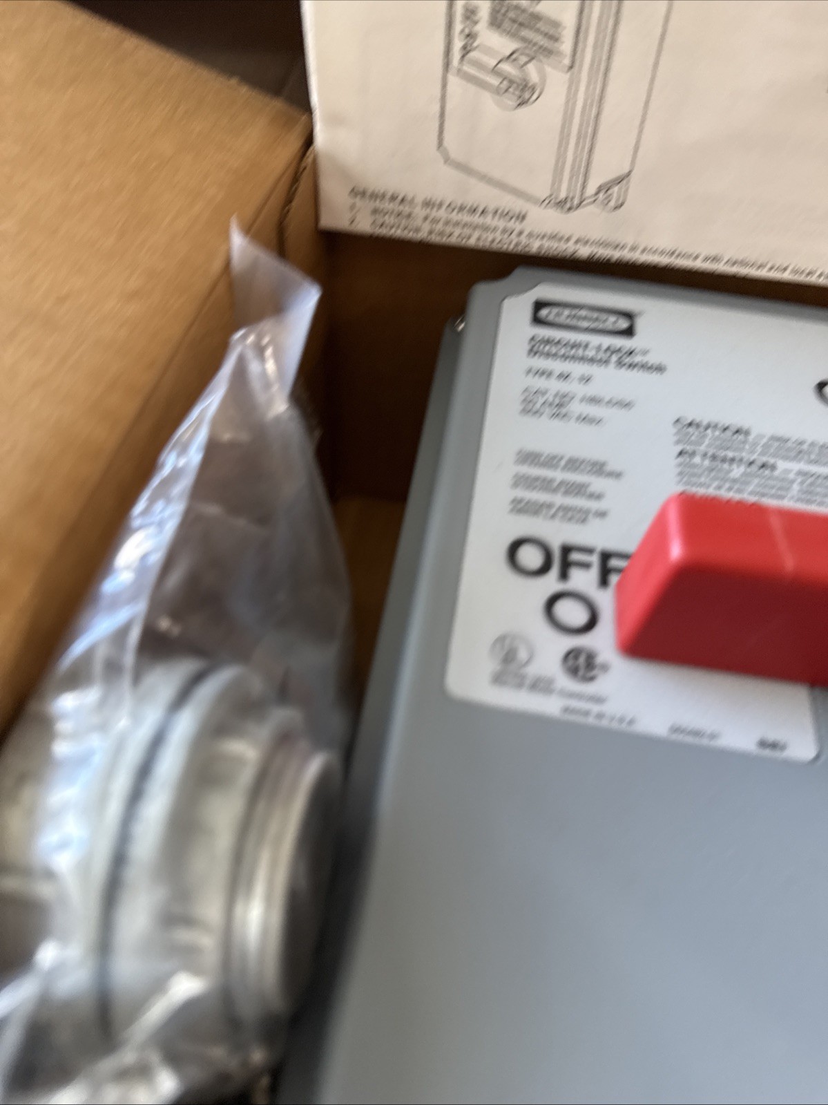 HBLDS6 Hubbell disconnect switch New Open Box Old Warehouse Stock