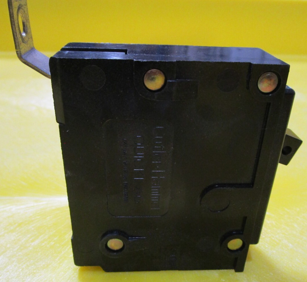 Cutler-Hammer BAB1020 20 amp 1-Pole Bolt on 120/240 VAC Circuit Breaker