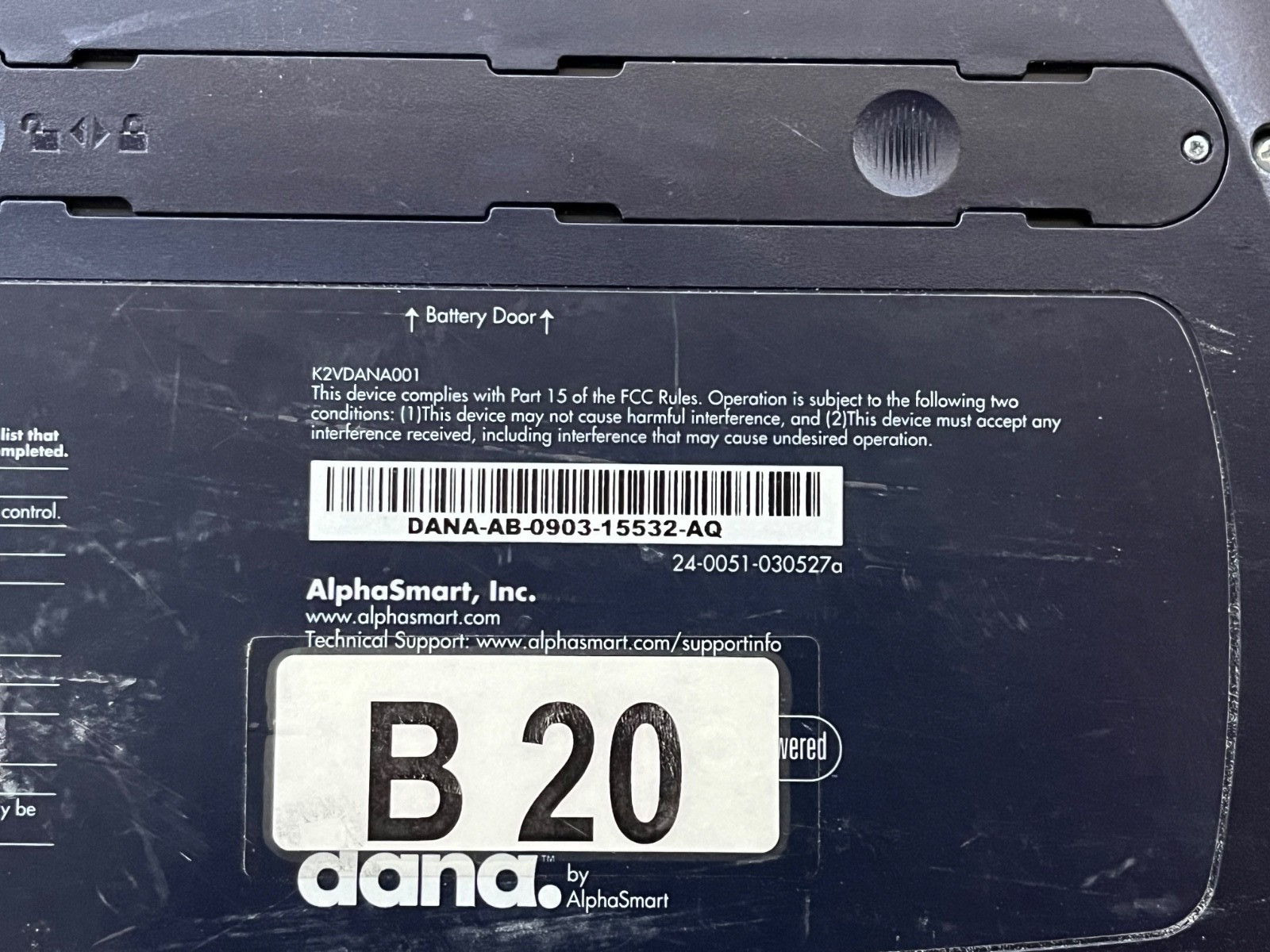 Dana by AlphaSmart Digital Typewriter Word Processor-NO STYLUS-NO POWER CABLE