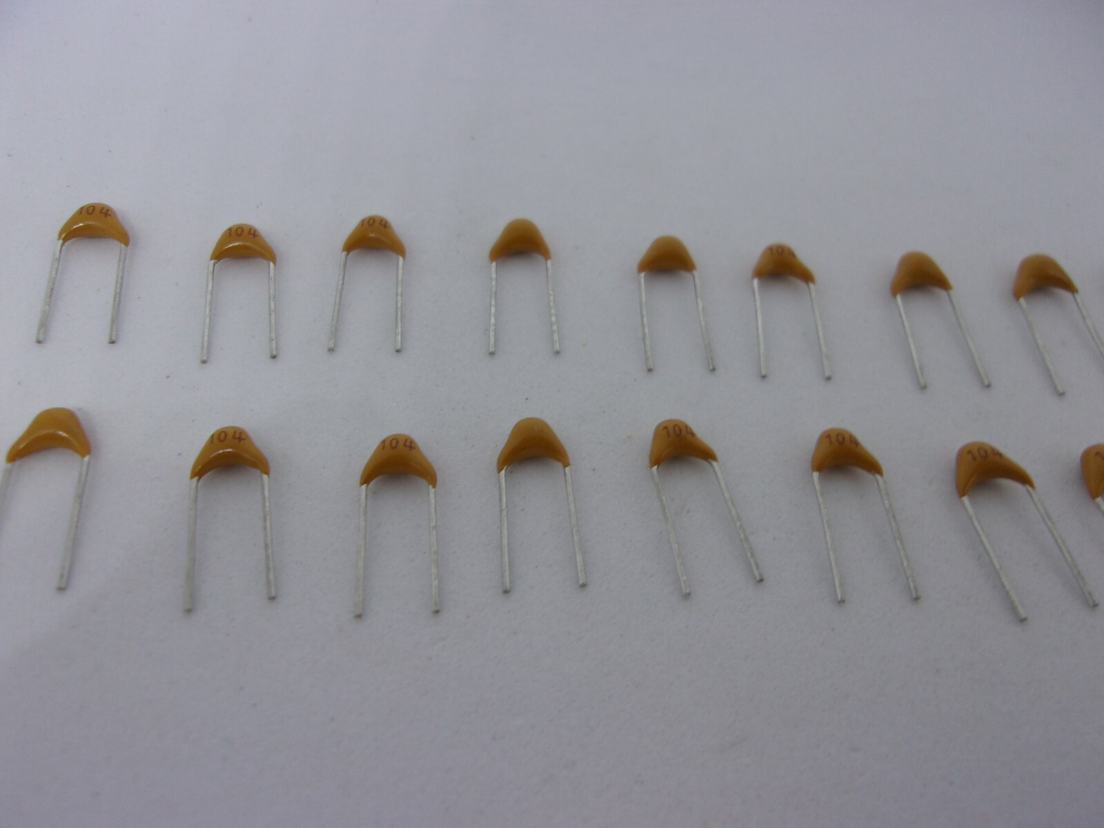 20 Pcs Pack Lot Multilayer Ceramic Capacitor 100nF 0.1uF 104 50V 20% Monolithic