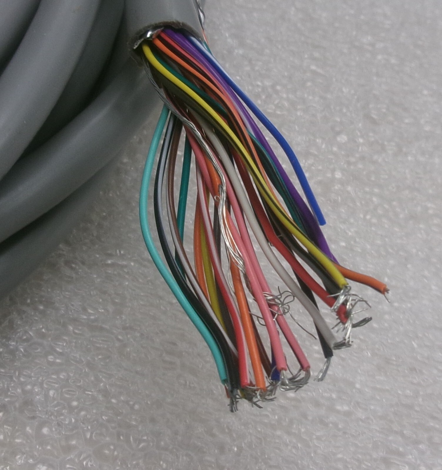 L-COM CSM25MF-15 D-Sub Cable Economy Molded DB25 Female to 25 open 15ft/5m #771P