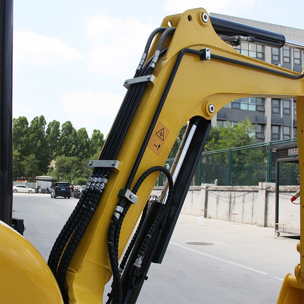 3.5 Ton Mini Excavator Kubota V1505 Cab AC Boom Swing Hydraulic Pilot EPA 25HP