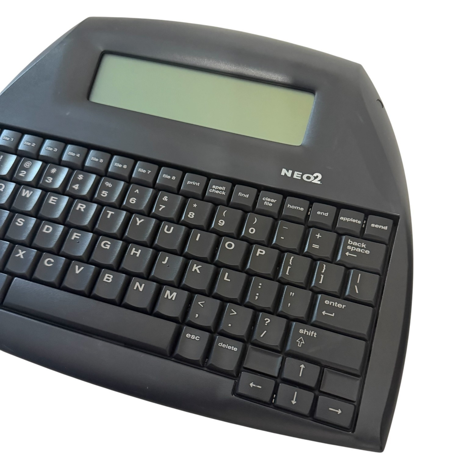 AlphaSmart Neo2 Keyboard Portable Word Processor w/ USB Cable & New Batteries