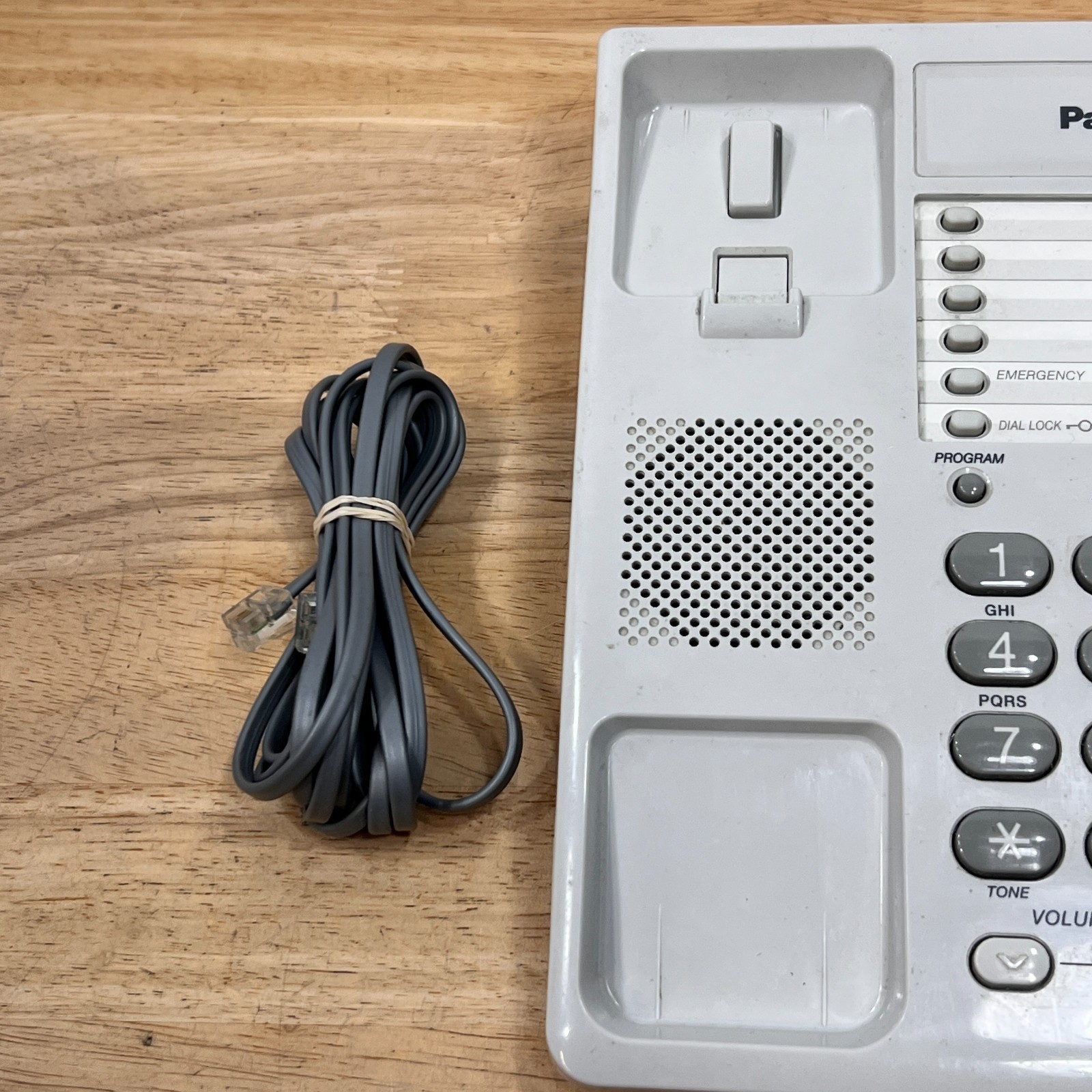 Panasonic KX-TS105W White Advanced ITS Corded Desk Telephone Tested Works