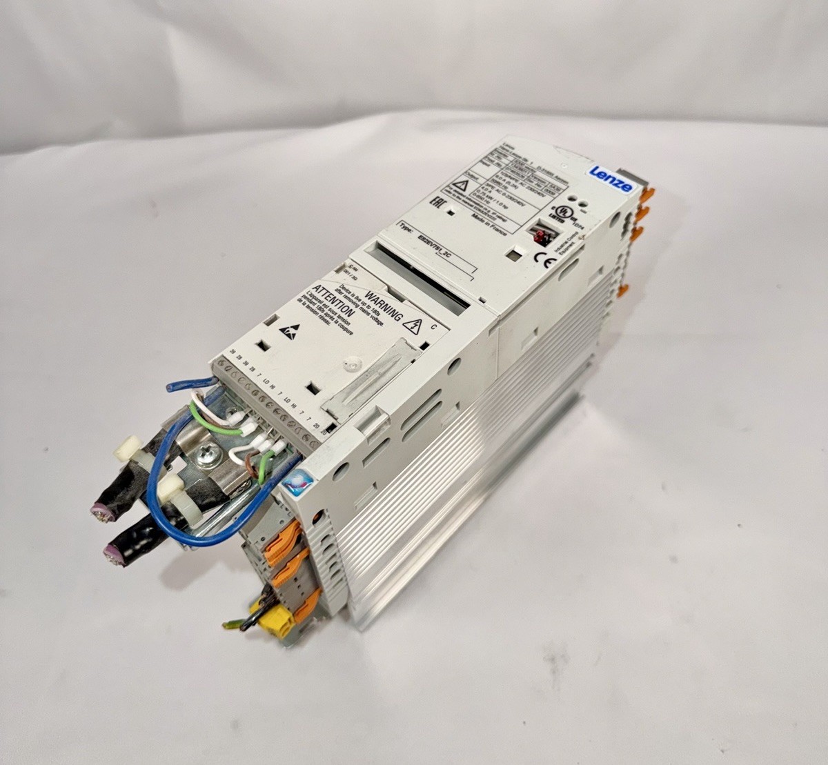 LENZE 8200 VECTOR VARIABLE INVERTER DRIVE E82EV751_2C